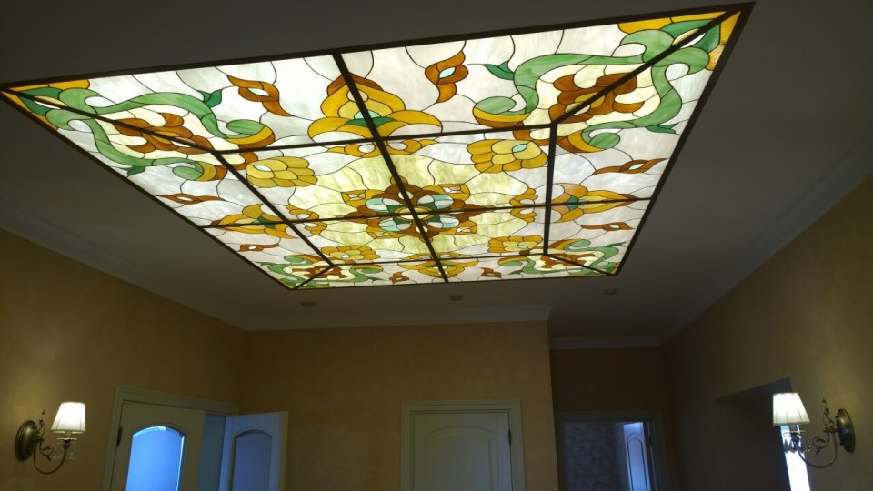 Заказать световой потолок с фотопечатью в г. Климовск